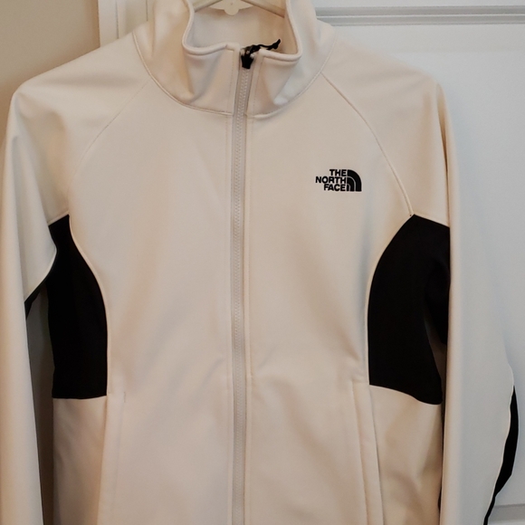 The North Face Jackets & Blazers - North Face Jacket